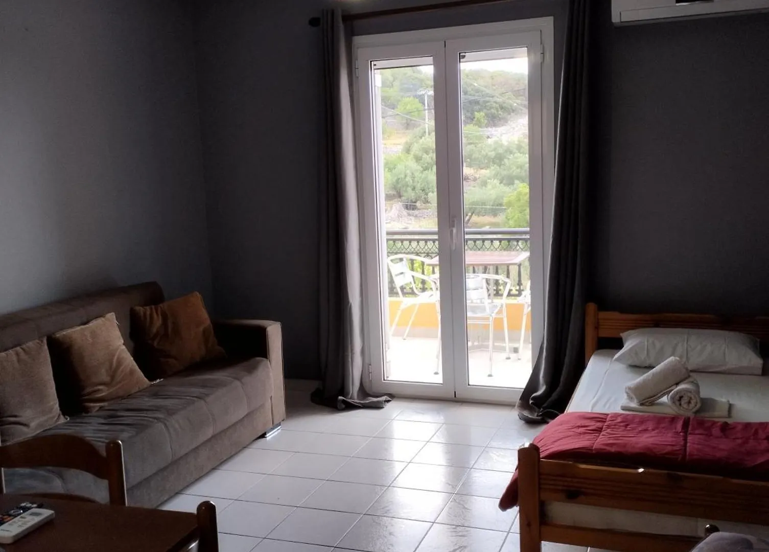 Asteras Studios Argostolion Yunanistan